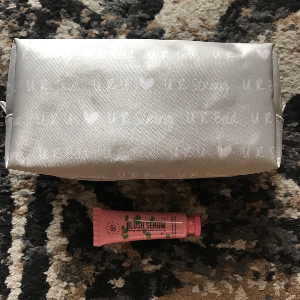 Jewell by ThirtyOne Silver Makeup Case